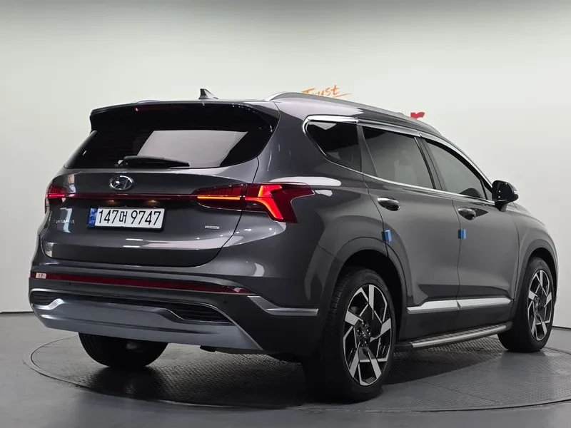 Hyundai Santa fe Diesel 2.2 4Wd Prestige, снимка 2 - Автомобили и джипове - 55895873