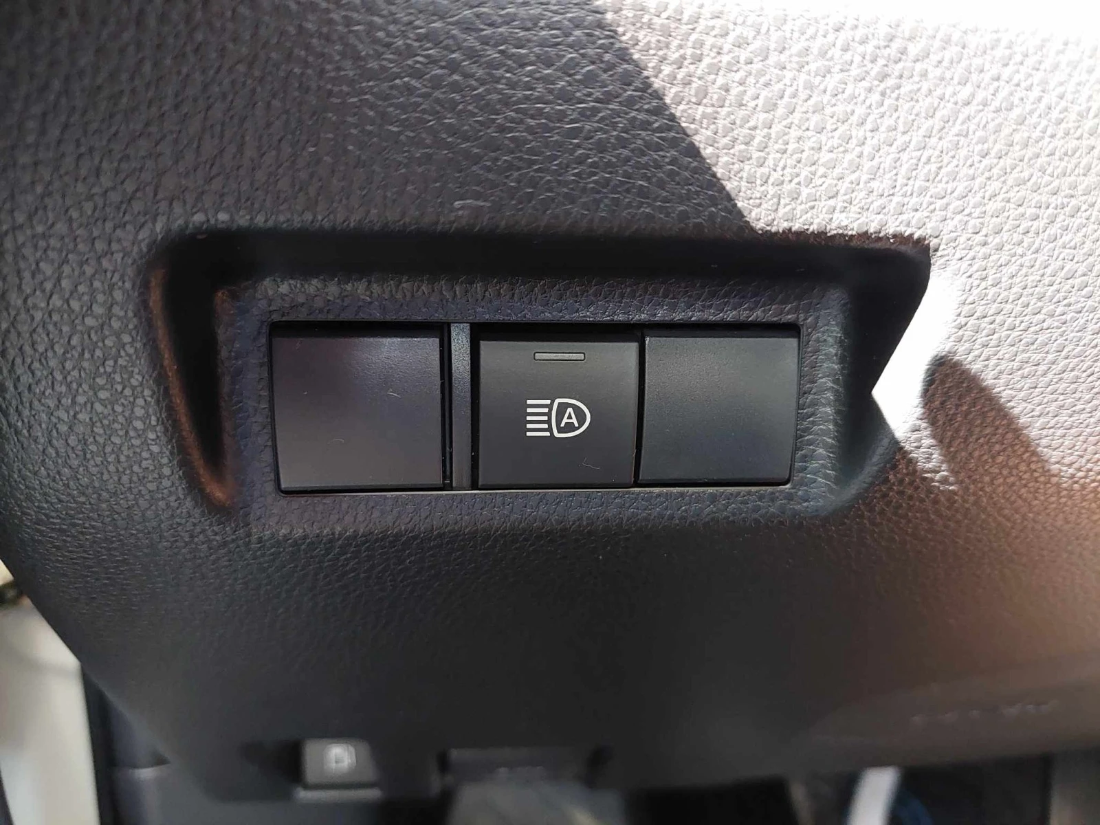 Toyota Rav4 2, 5i HYBRID 222ps | Mobile.bg   13