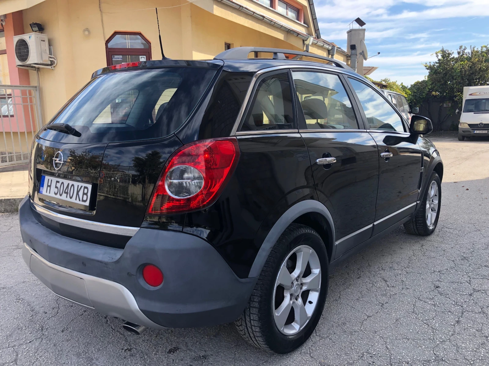 Opel Antara 3.2i V6 ГАЗ COSMO - изображение 5