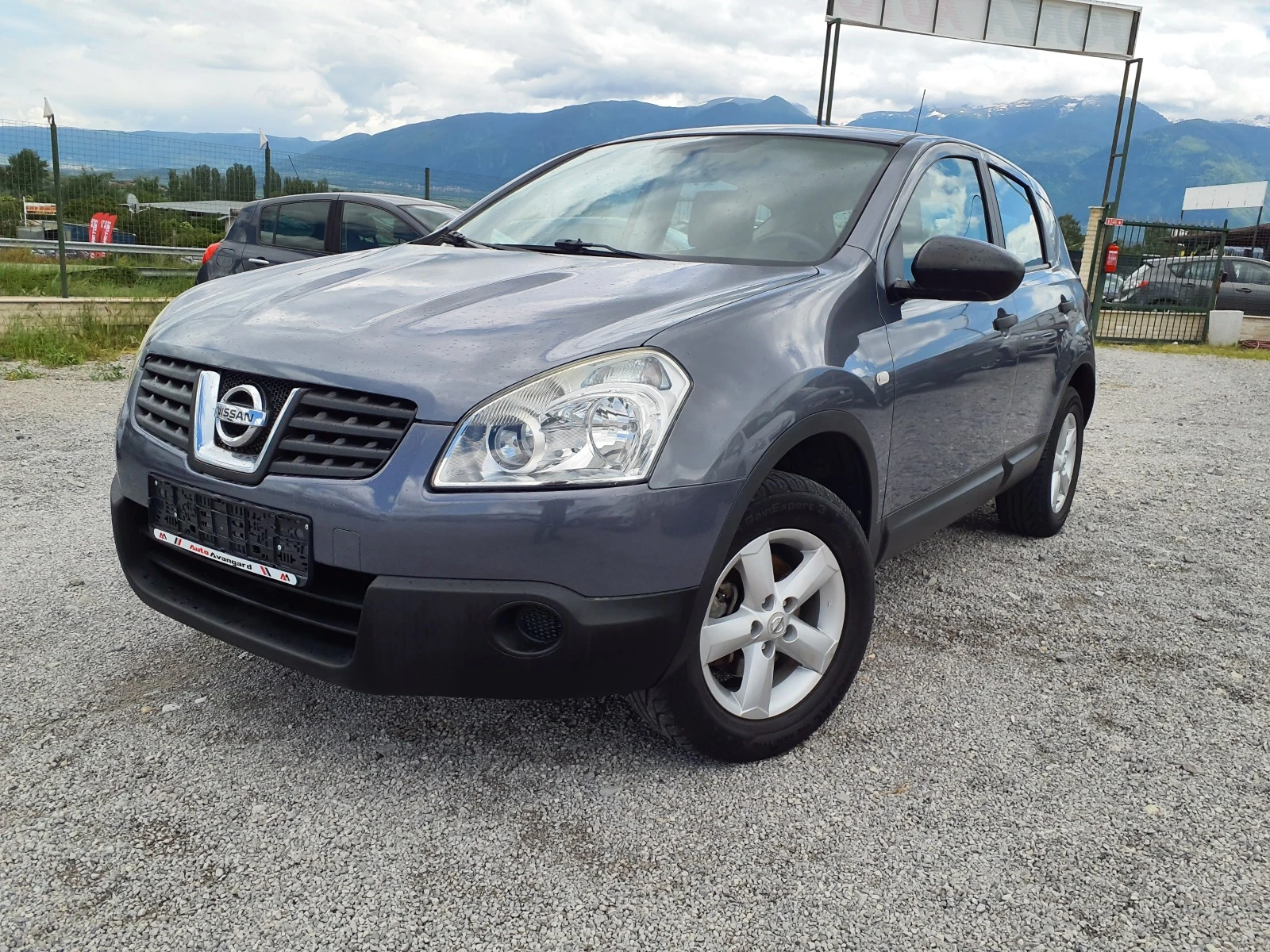 Nissan Qashqai 1.6I 115 - изображение 2