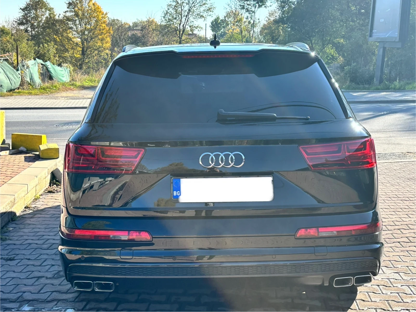 Audi SQ7 4.0/V8T/SHADOW LINE/MATRIX/BOSE - изображение 4