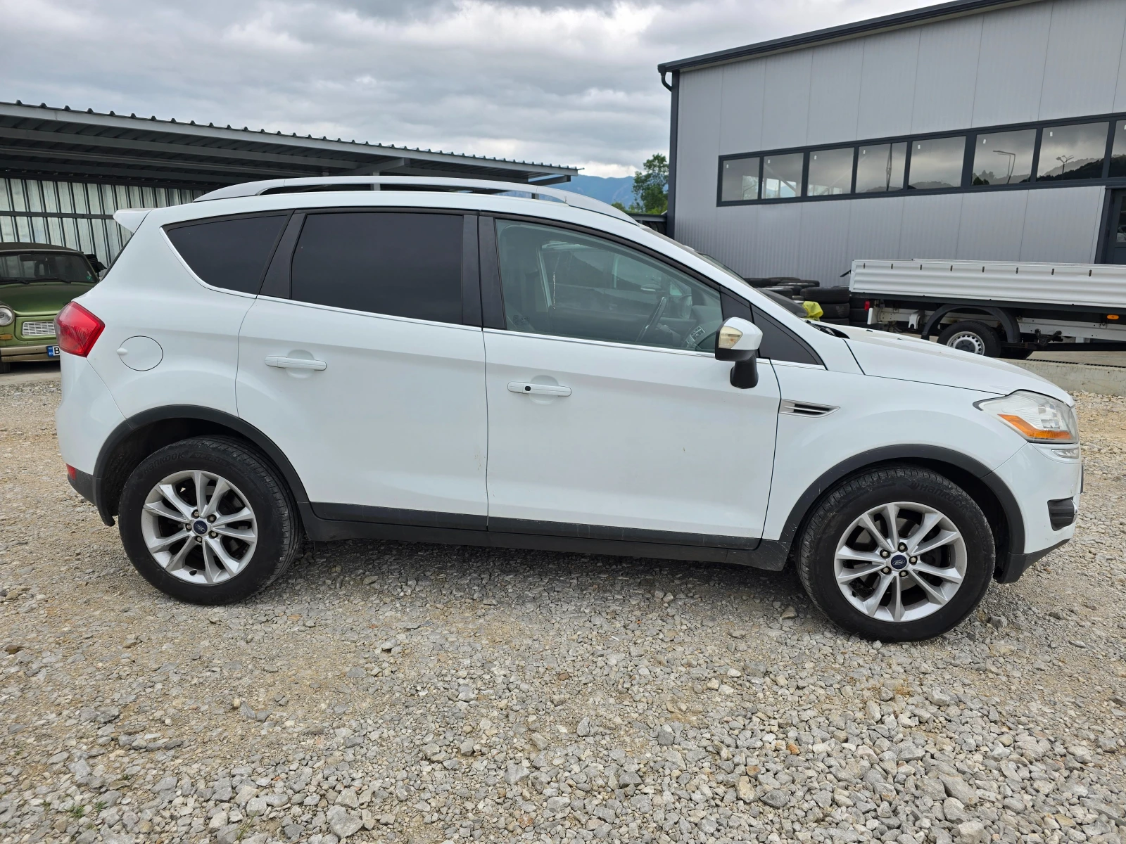 Ford Kuga 2.0ТDCI TITANIUM S  - изображение 7