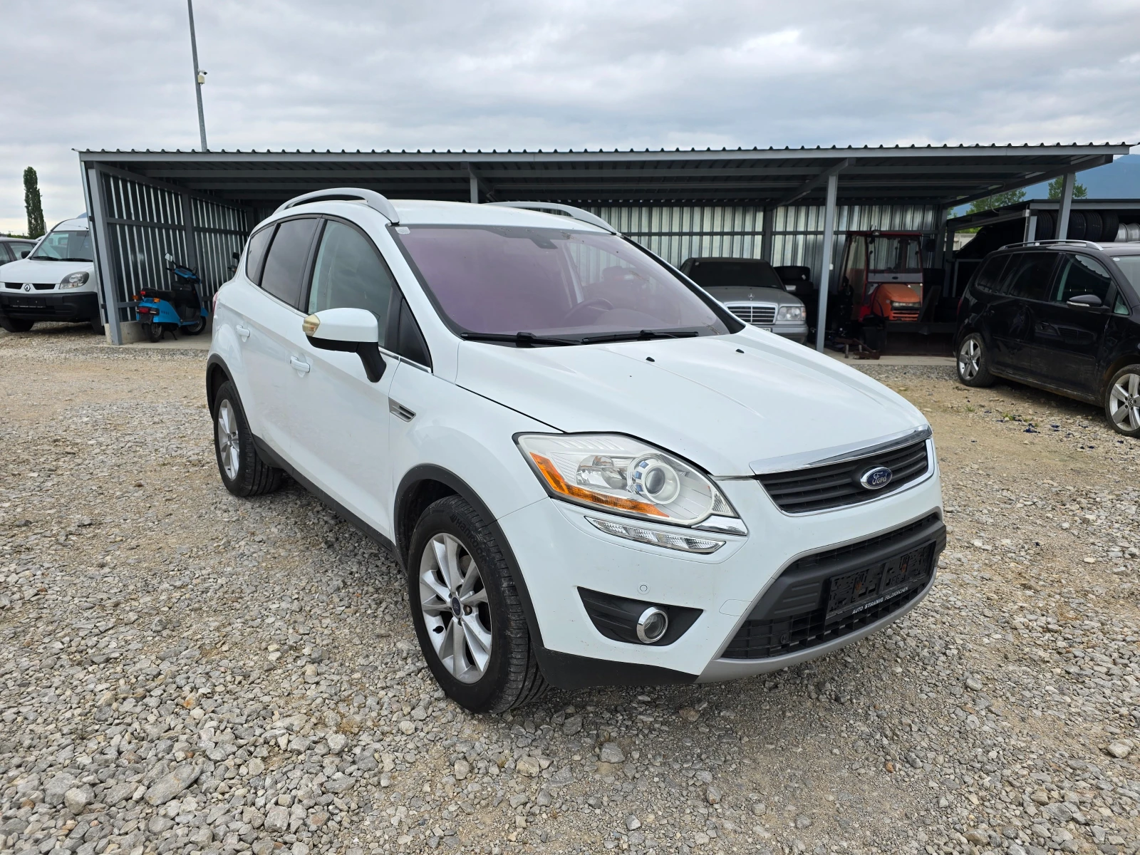 Ford Kuga 2.0ТDCI TITANIUM S  - изображение 8