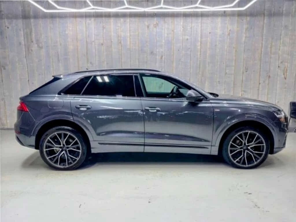 Audi Q8 55tfsi S-Line* Фиксирана цена до БГ * Без инцидент - изображение 4