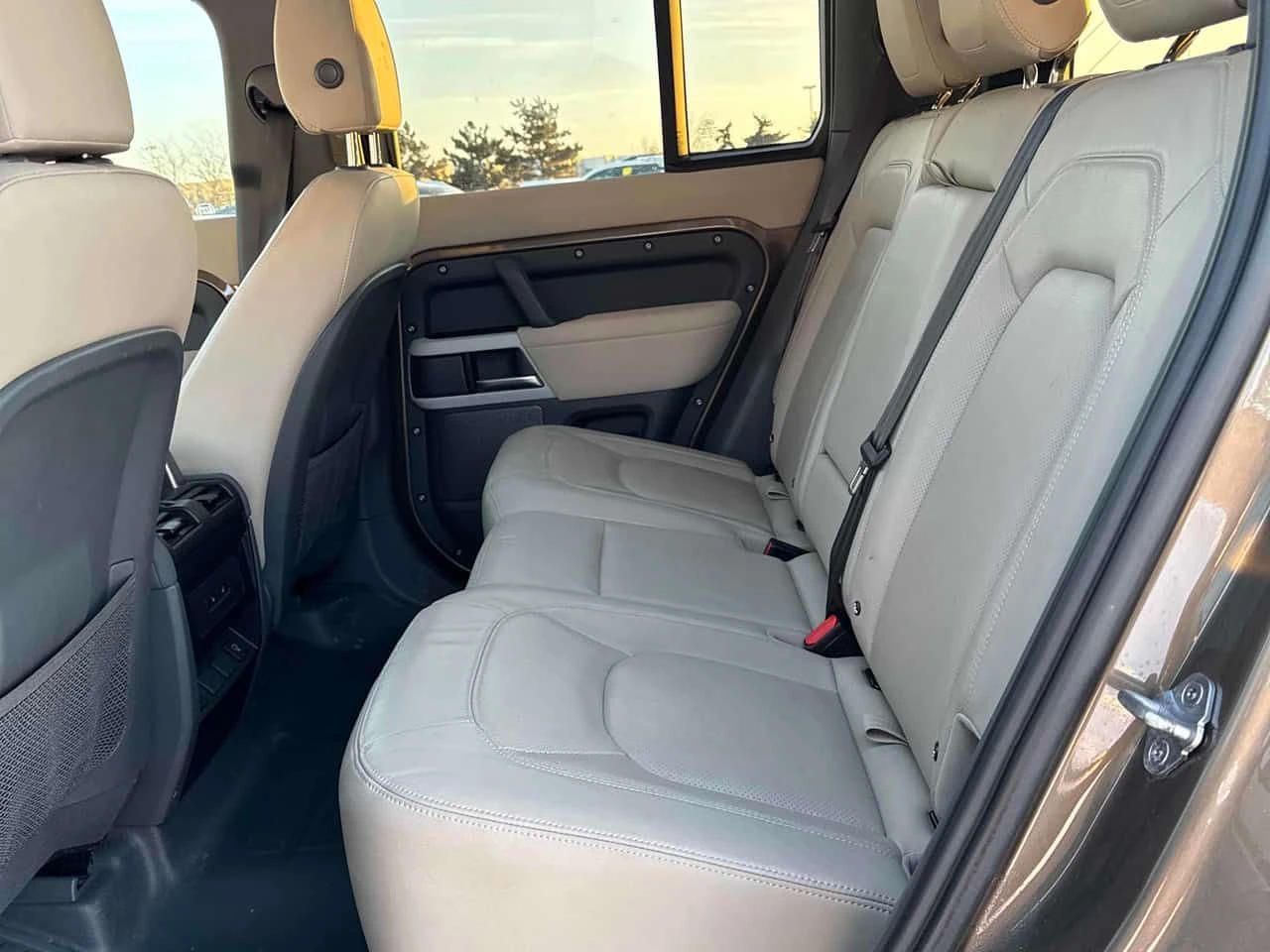 Land Rover Defender * SE * PANO* �������* KEYLESS*  | Mobile.bg � ����������� 12