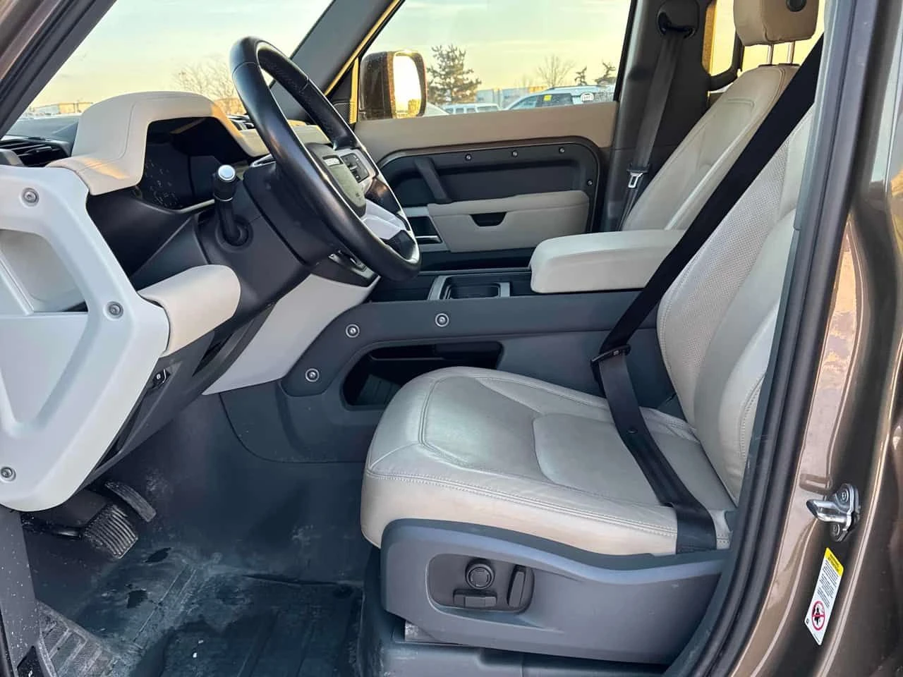 Land Rover Defender * SE * PANO* ПОДГРЕВ* KEYLESS*  - изображение 10