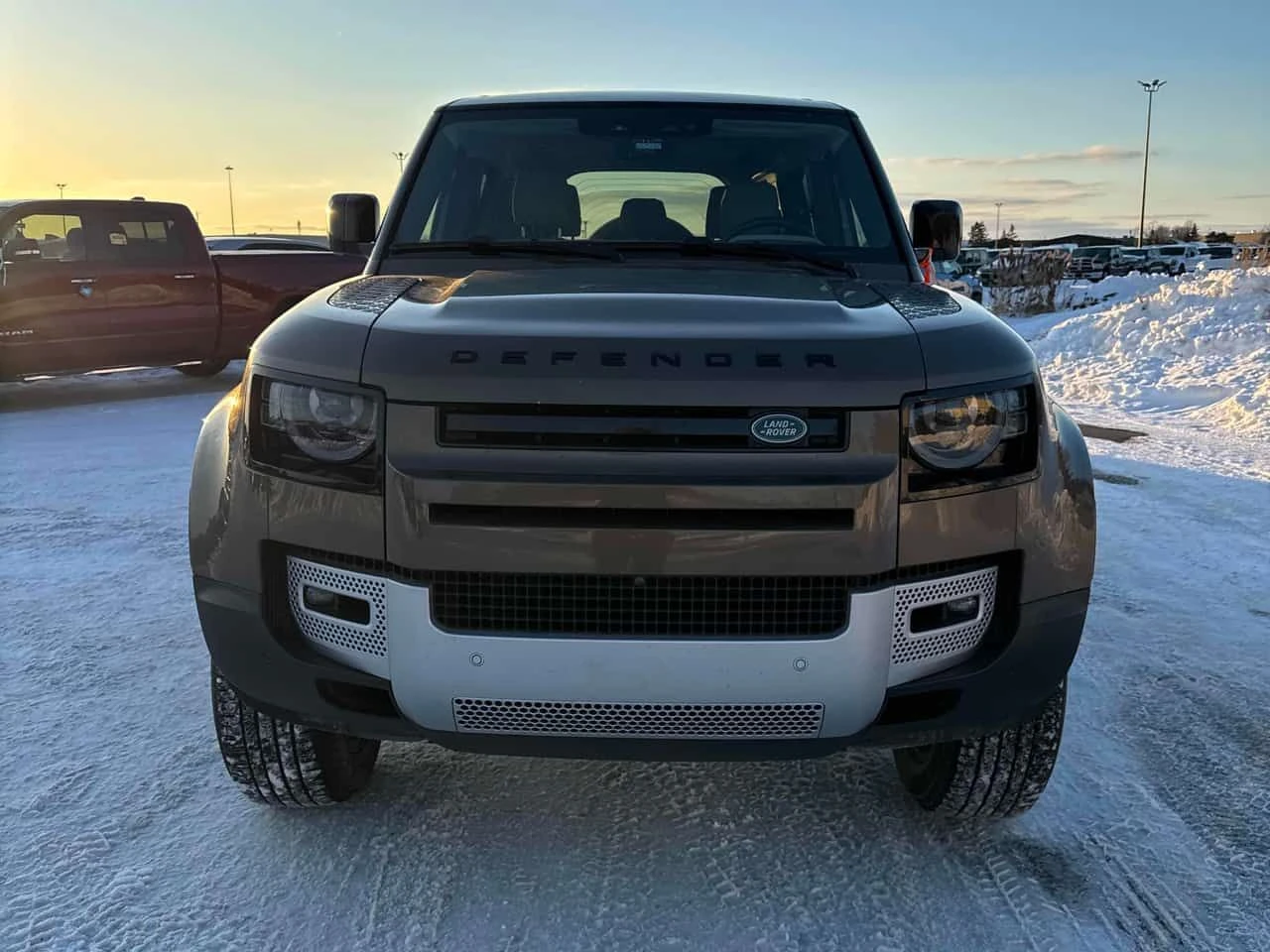 Land Rover Defender * SE * PANO* ПОДГРЕВ* KEYLESS*  - изображение 6