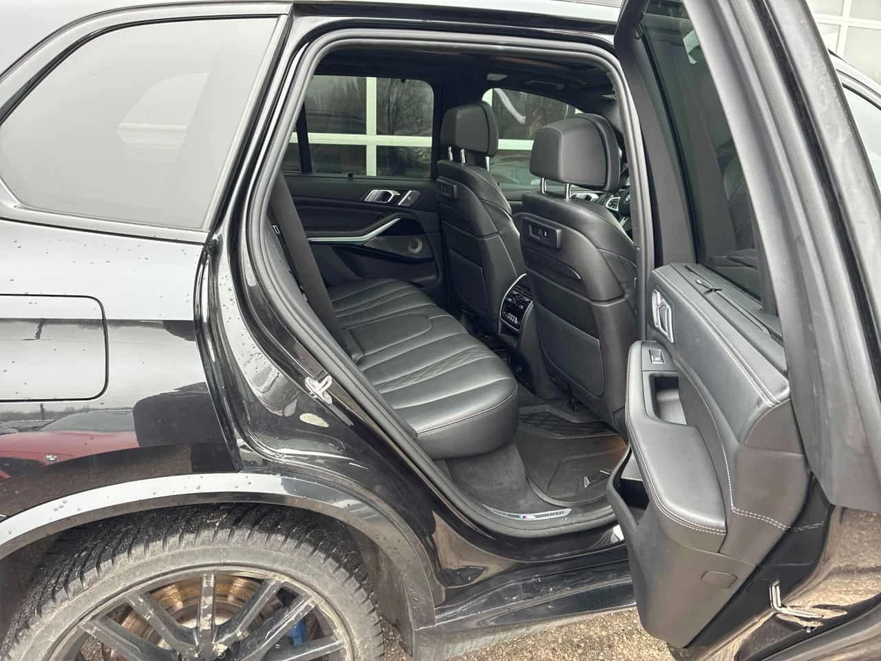 BMW X5 M50i | DISTRONIC| LASERLIGHT| SWAROWSKI| CARFAX, снимка 14 - Автомобили и джипове - 53741292