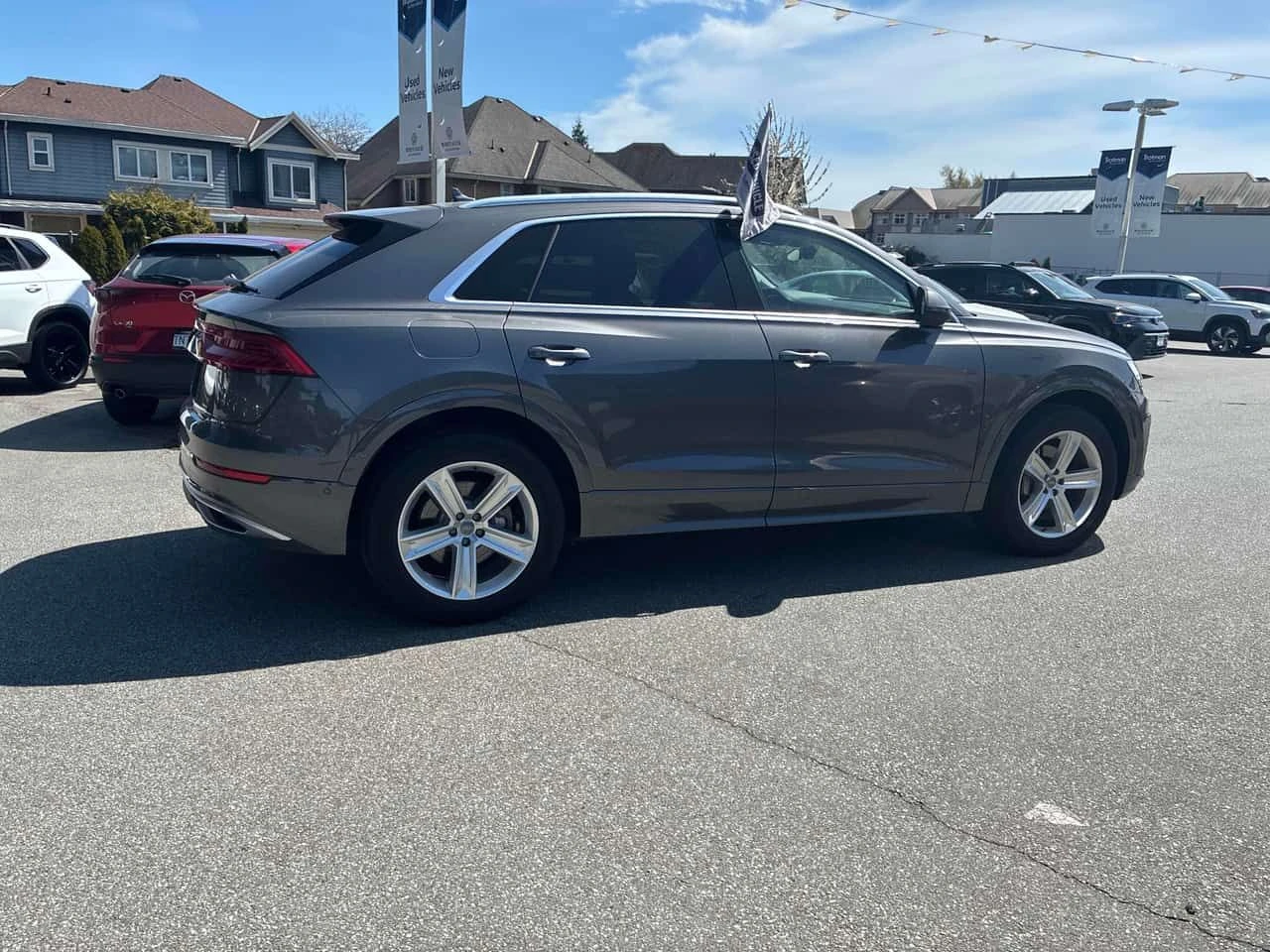 Audi Q8  Progressiv / 360 / ОБДУХВАНЕ / LED , снимка 3 - Автомобили и джипове - 54266646