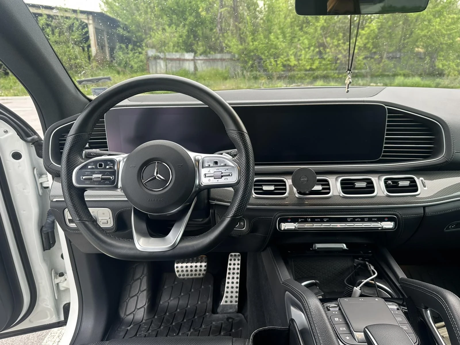Mercedes-Benz GLE 400, снимка 8 - Автомобили и джипове - 54569364
