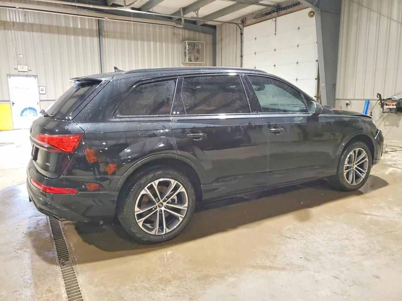 Audi Q7 PREMIUM 45 TFSI Mild Hybrid quattro, снимка 3 - Автомобили и джипове - 54650722