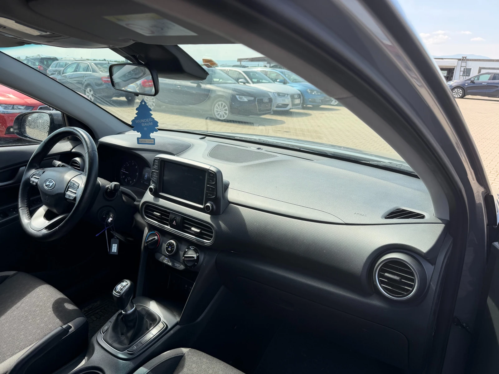 Hyundai Kona 1.6CRDI 2WD NAVI/KAMERA EURO 6, снимка 10 - Автомобили и джипове - 54736970