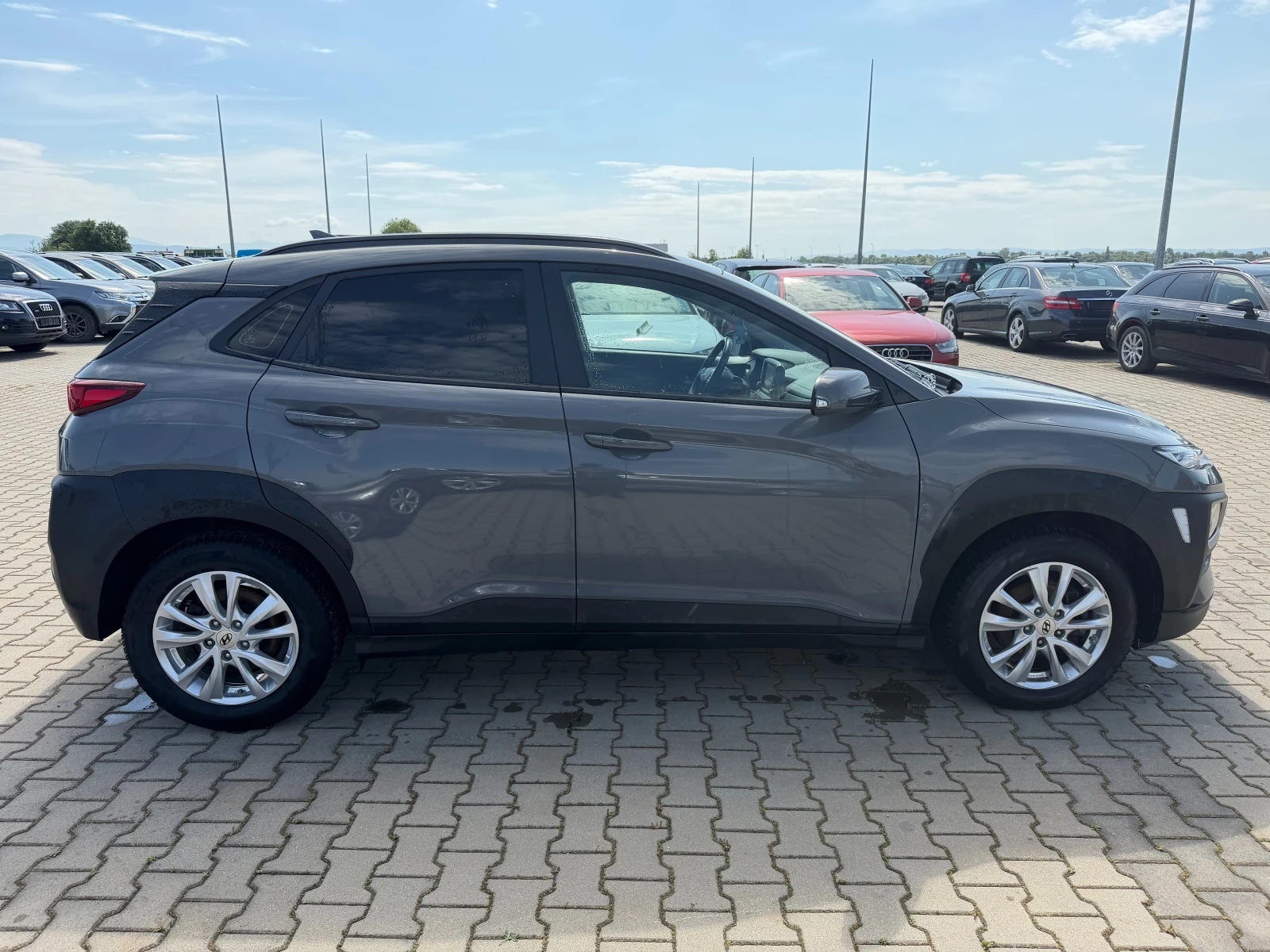 Hyundai Kona 1.6CRDI 2WD NAVI/KAMERA EURO 6, снимка 5 - Автомобили и джипове - 54736970