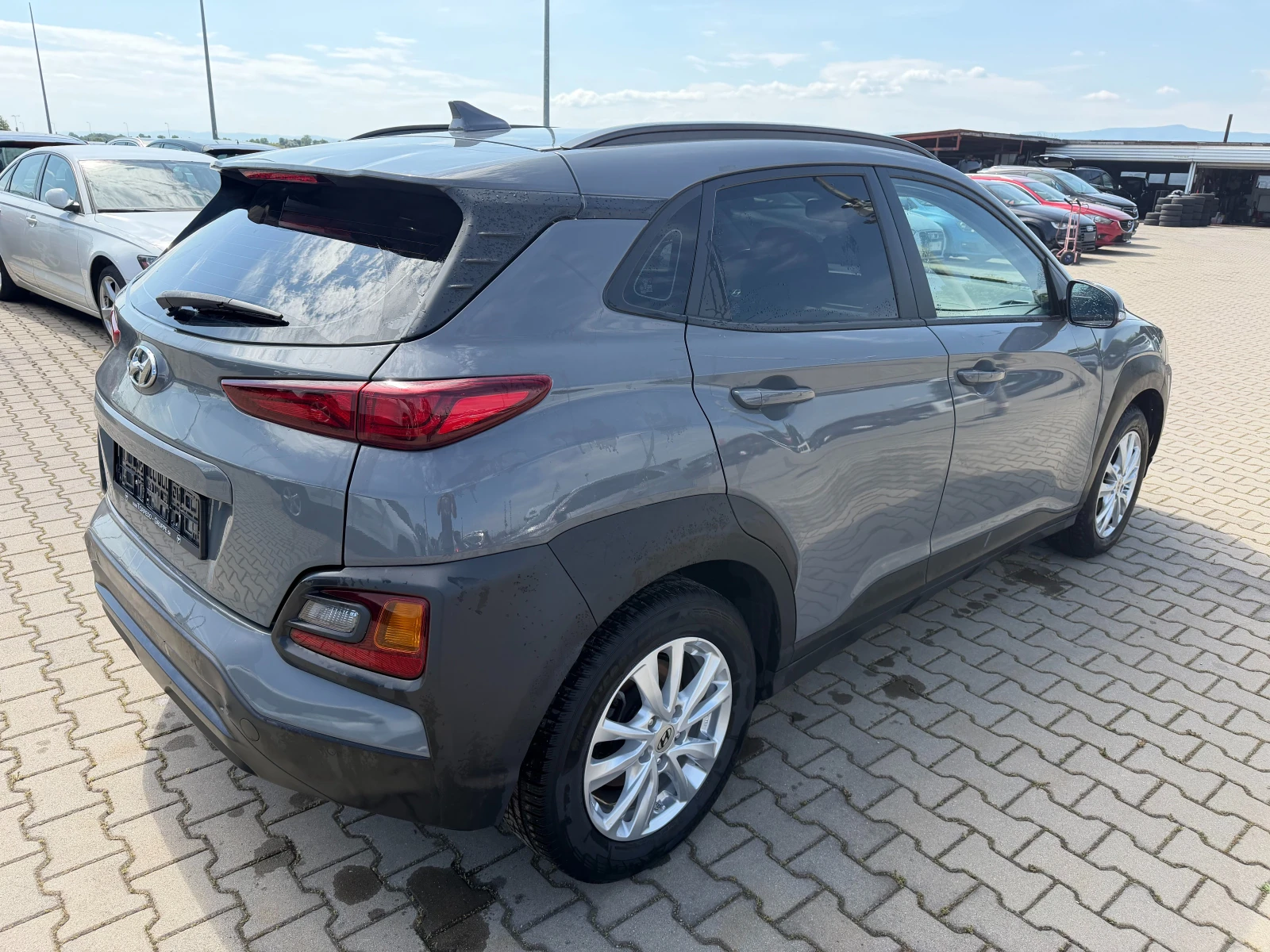 Hyundai Kona 1.6CRDI 2WD NAVI/KAMERA EURO 6, снимка 6 - Автомобили и джипове - 54736970