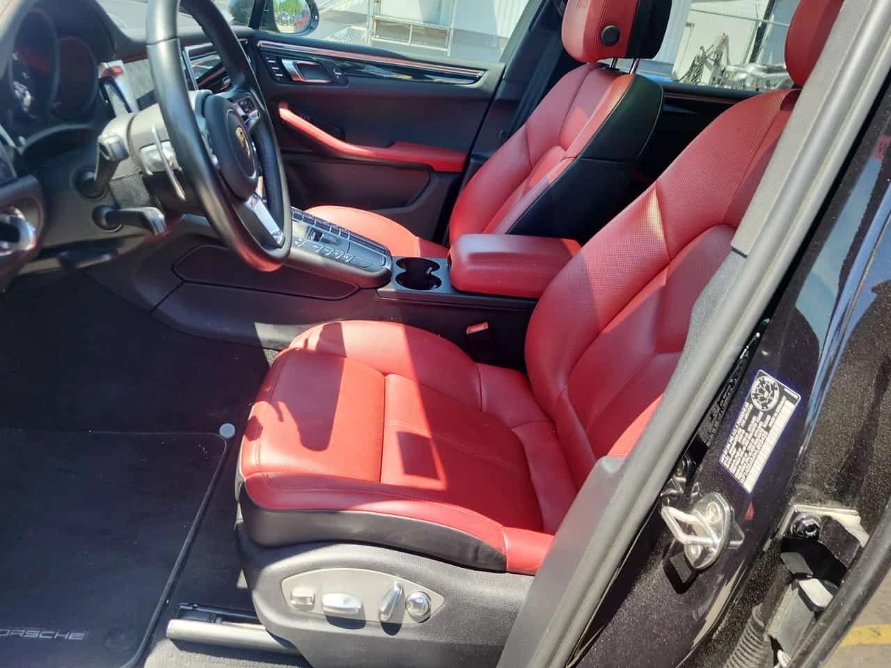 Porsche Macan GTS| BOSE| ОБДУХВАНЕ| 360КАМ| 2 КЛЮЧА| , снимка 8 - Автомобили и джипове - 54832378