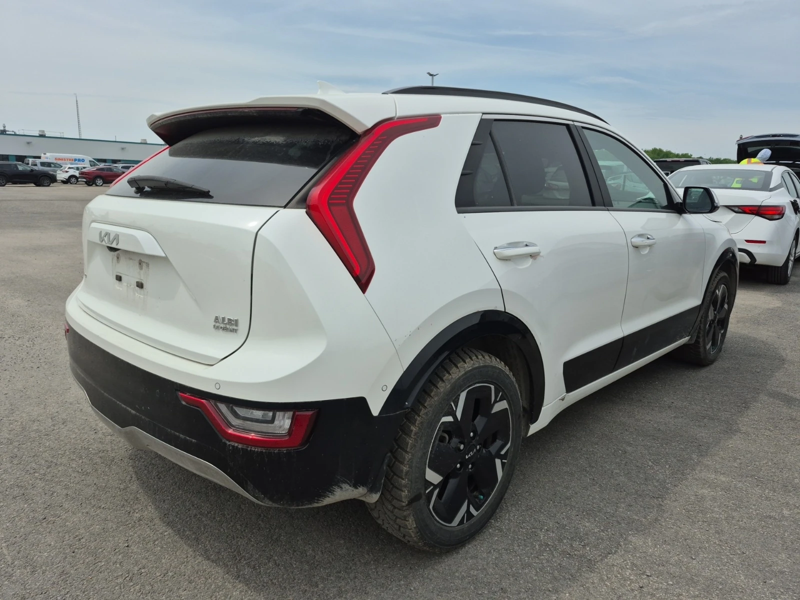 Kia Niro 2023 Kia NIRO EV Limited, снимка 3 - Автомобили и джипове - 54974511