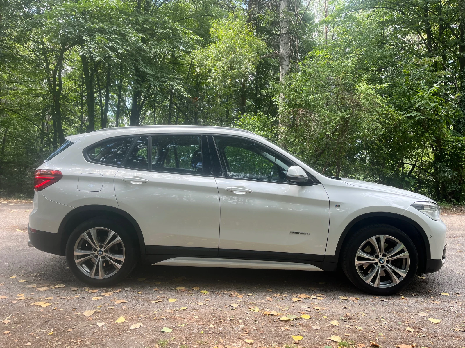 BMW X1 2.0 190 XDrive X LINE , снимка 7 - Автомобили и джипове - 55393351