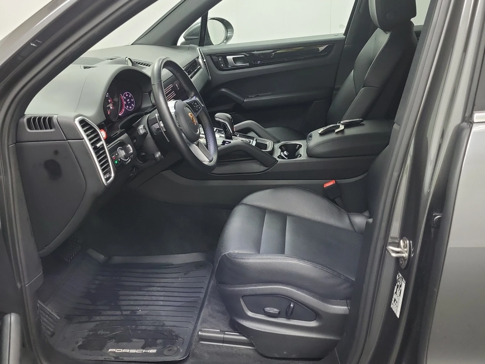 Porsche Cayenne AWD, АВТОКРЕДИТ, снимка 5 - Автомобили и джипове - 55769514