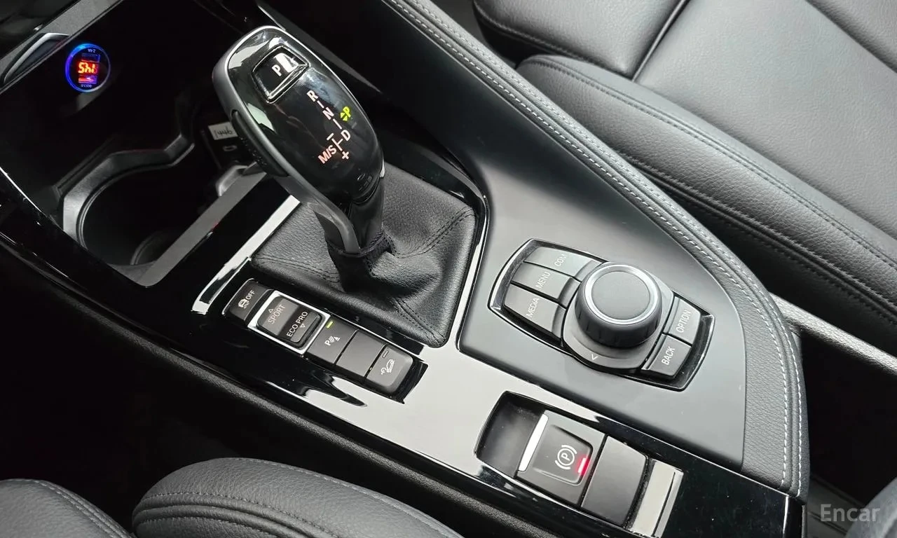 BMW X1 М-ПАКЕТ| ПОДГРЕВИ| ПАНОРАМА| ЗАДНА КАМЕРА| NAVI, снимка 9 - Автомобили и джипове - 55880015