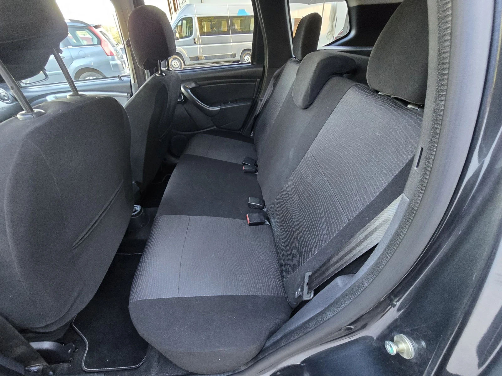 Dacia Duster ������4x4 6�� ��������� | Mobile.bg � ����������� 10