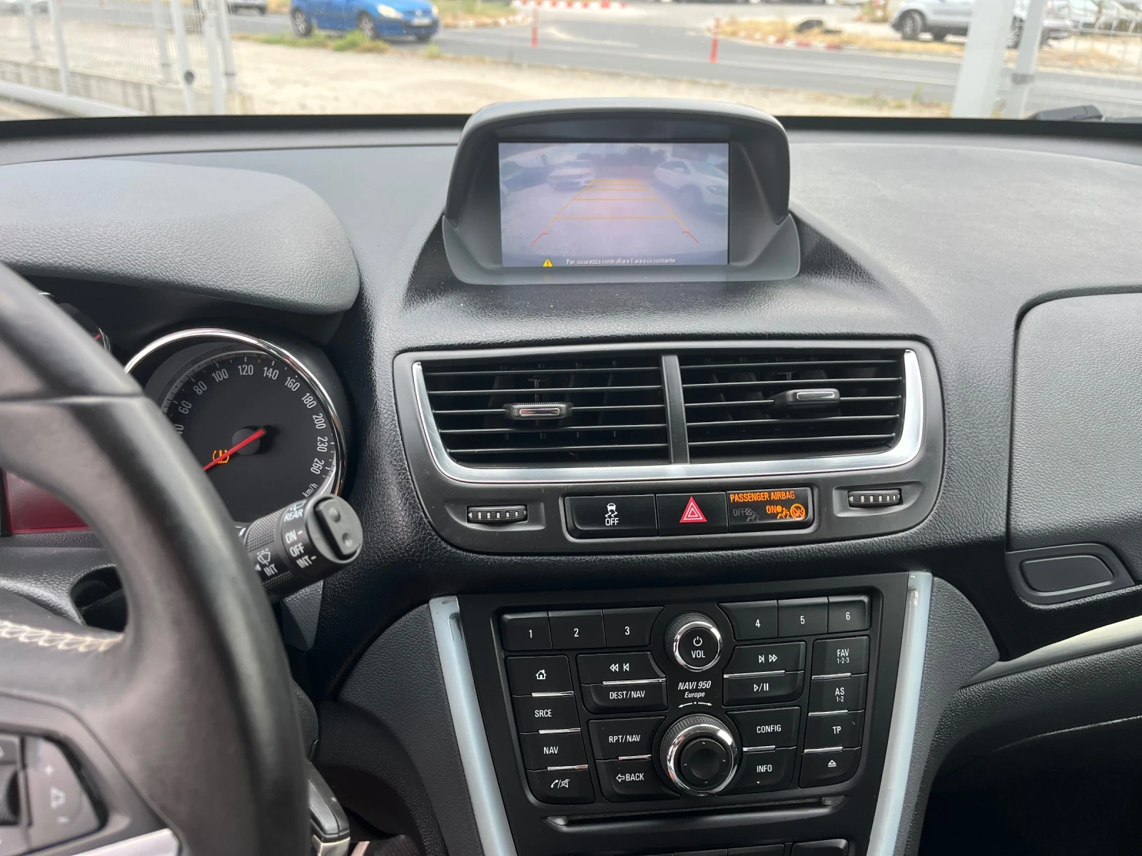 Opel Mokka 1, 7 D 130ps 4x4 нави камера, снимка 11 - Автомобили и джипове - 56078915