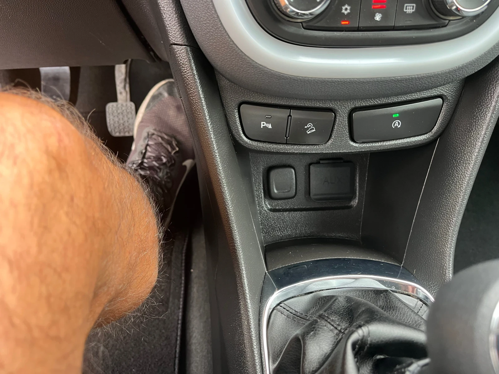 Opel Mokka 1, 7 D 130ps 4x4 нави камера, снимка 13 - Автомобили и джипове - 56078915