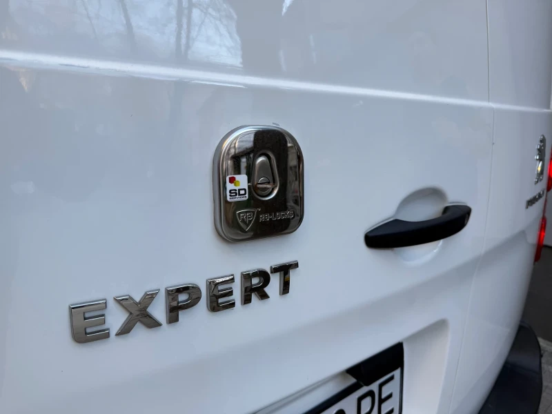 Peugeot Expert 1.5 HDI 24 хил. км, снимка 14 - Бусове и автобуси - 53105345