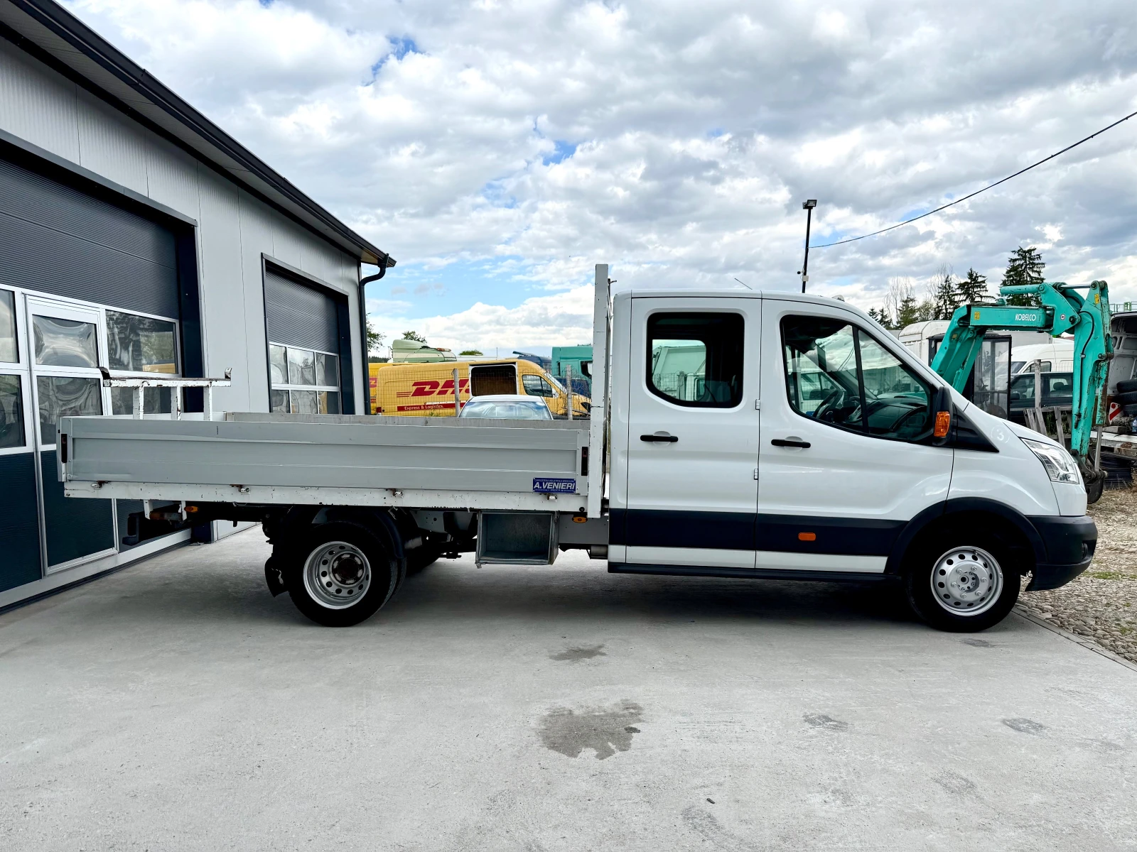 Ford Transit 2.2TDCI/KLIMATIK - изображение 8