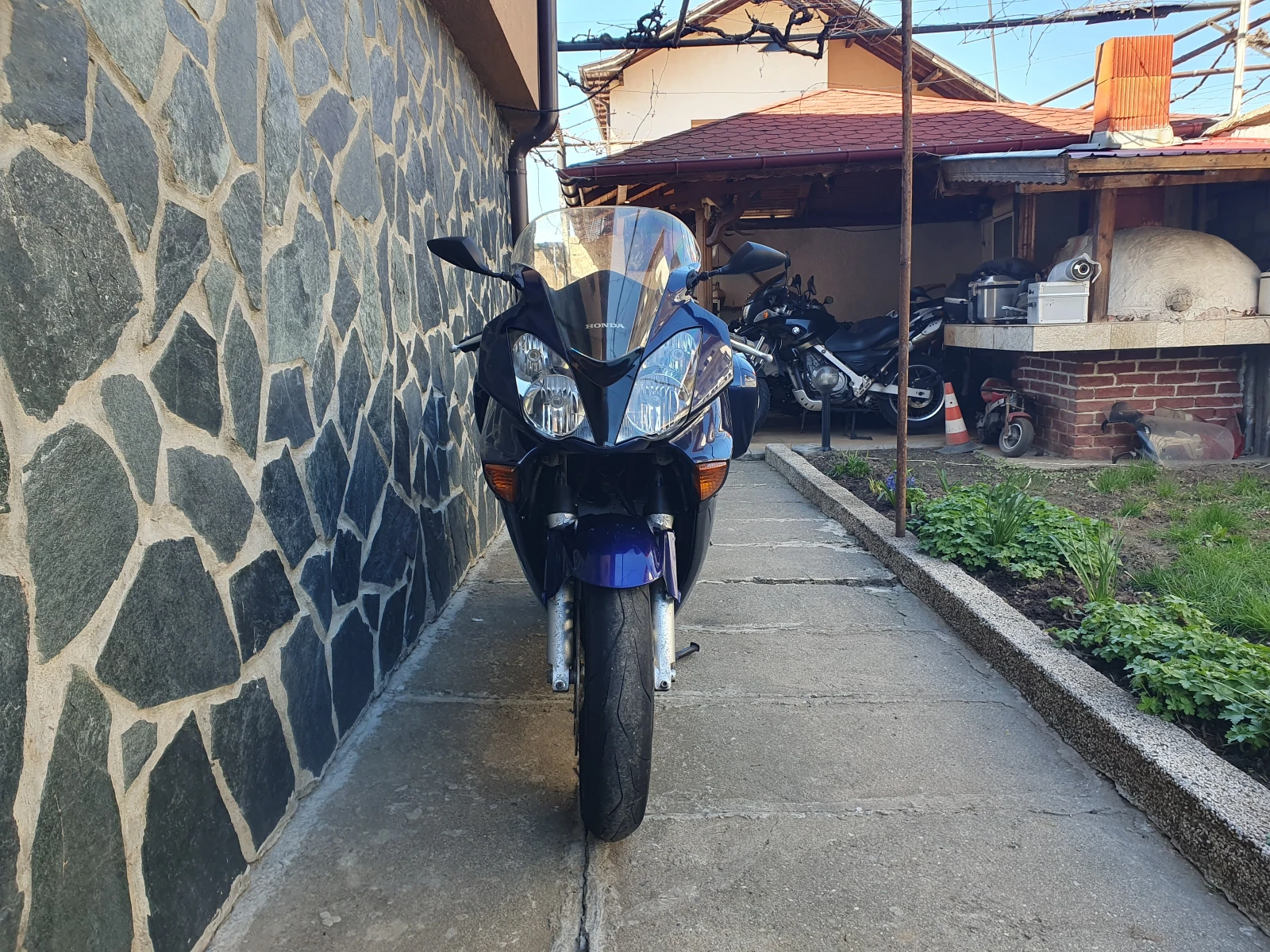 Honda Vfr 800i 2-������ | Mobile.bg � ����������� 3