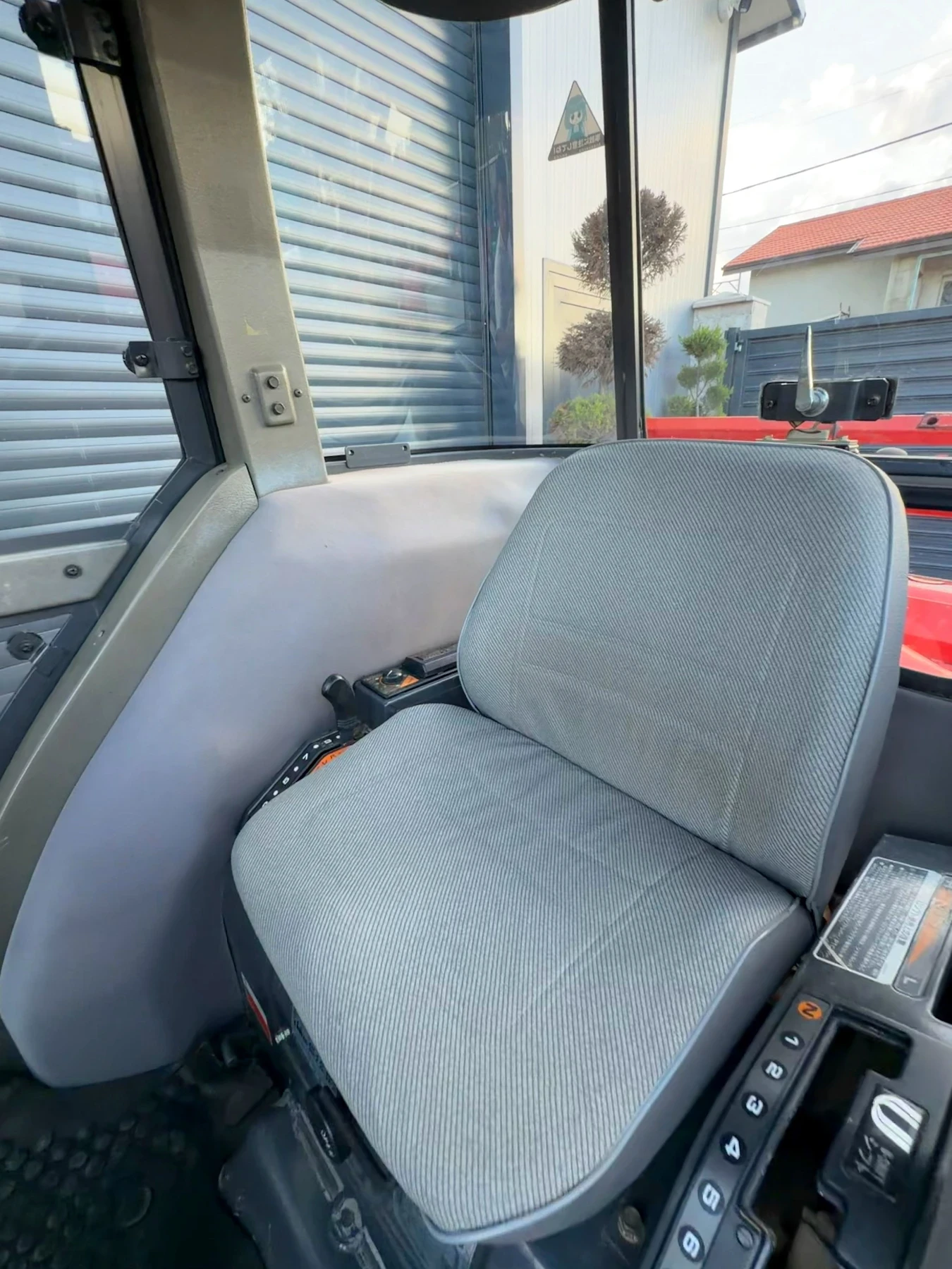 Трактор Kubota GL32 КАТО НОВ, снимка 13 - Селскостопанска техника - 54570357