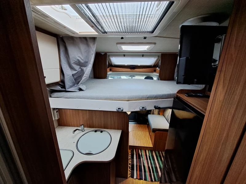 Кемпер Carado Fiat dukato 2.3 M-jet, снимка 10 - Каравани и кемпери - 53058478