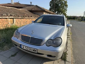 Mercedes-Benz C 220, снимка 3