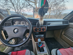 Mercedes-Benz 190, снимка 10