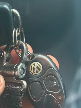 VW Multivan 2.0tdi bi 180 - 16000 € / 31293.28 лв. - 16520127 16