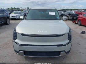 Kia EV9 Light Long Range | Auto.bg — изображение 10