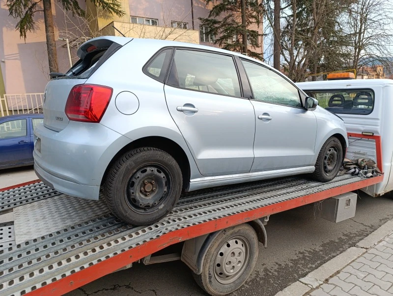 VW Polo, снимка 5 - Автомобили и джипове - 49372079