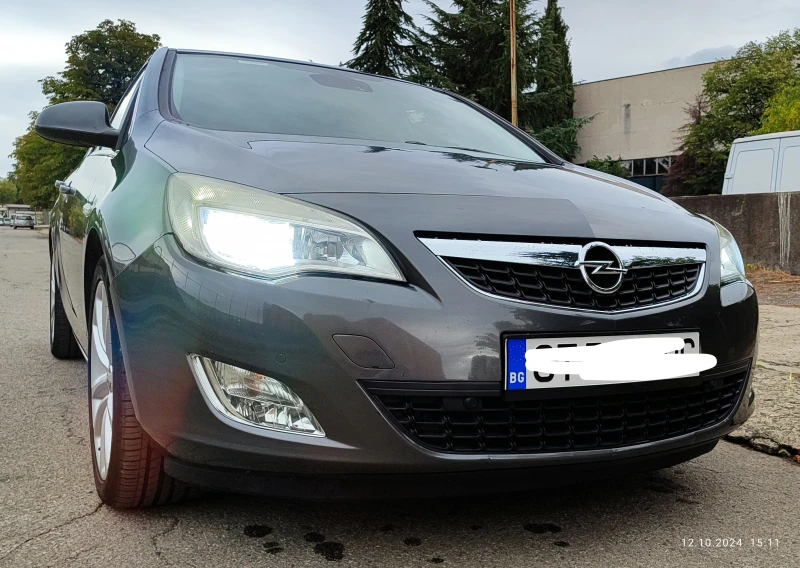 Opel Astra J, снимка 1 - Автомобили и джипове - 47826219