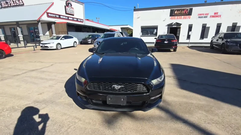 Ford Mustang Ръчка* Keyless* Камера* HID* Bluetooth, снимка 1 - Автомобили и джипове - 48013856