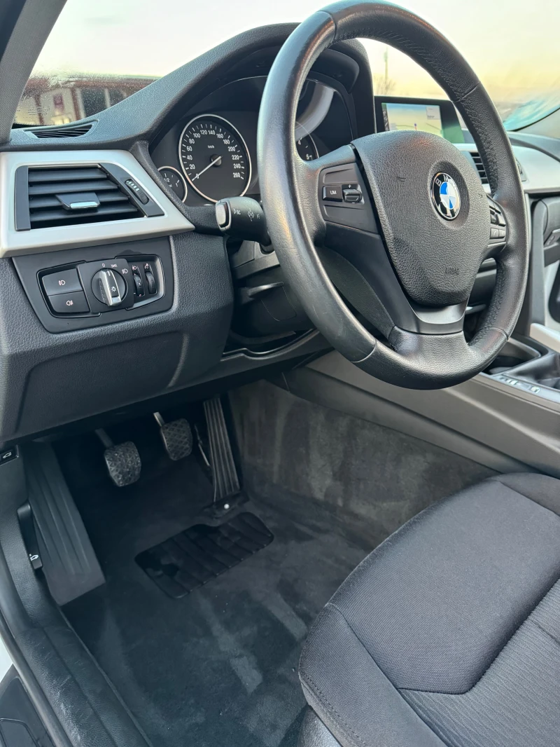 BMW 320 D-Navi, снимка 8 - Автомобили и джипове - 48145465