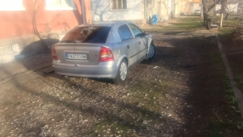 Opel Astra 16/16v, снимка 5 - Автомобили и джипове - 48670535