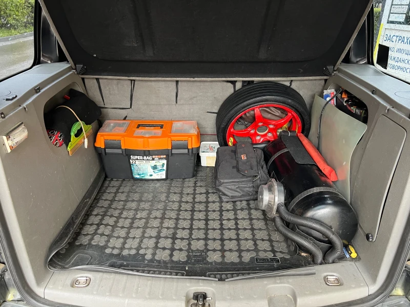 VW Caddy, снимка 7 - Автомобили и джипове - 51782997