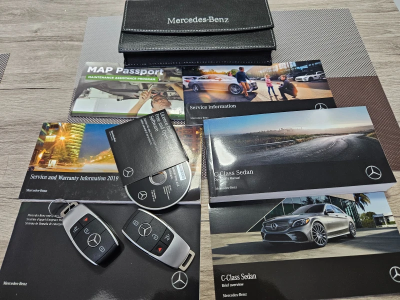 Mercedes-Benz C 300 4MATIC - Лукс, комфорт и престиж, снимка 16 - Автомобили и джипове - 52669203