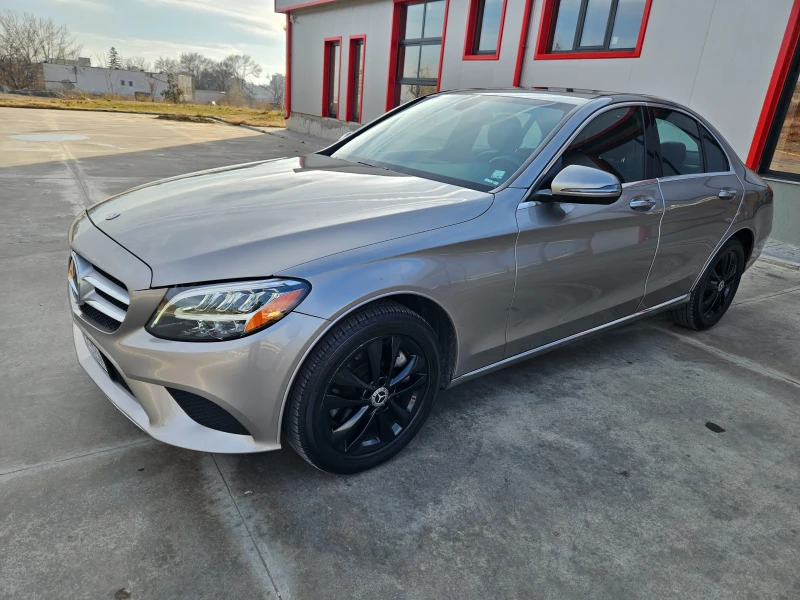 Mercedes-Benz C 300 4MATIC - Лукс, комфорт и престиж, снимка 3 - Автомобили и джипове - 52669203