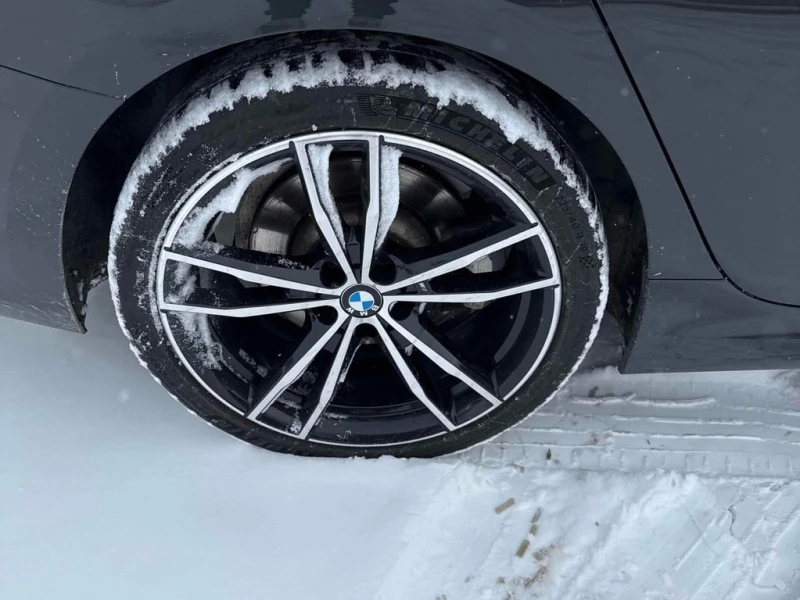 BMW 330  xDrive * CARFAX * MSPORT ПАКЕТ* ЧЕРВЕН ИНТЕРИОР, снимка 10 - Автомобили и джипове - 53397440