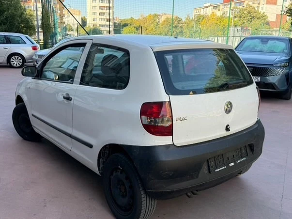 VW Fox НОВ ВНОС, снимка 3 - Автомобили и джипове - 47380662