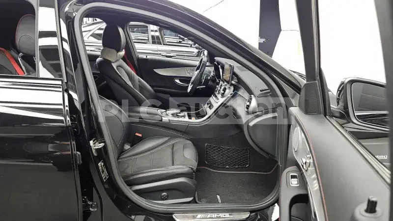 Mercedes-Benz C 43 AMG AMG* ОБДУХВАНЕ* ПОДГРЕВИ, снимка 11 - Автомобили и джипове - 54066652