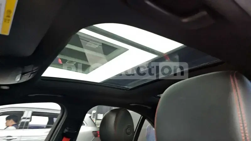 Mercedes-Benz C 43 AMG AMG* ОБДУХВАНЕ* ПОДГРЕВИ, снимка 15 - Автомобили и джипове - 54066652