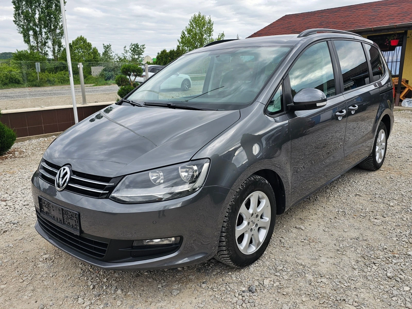 VW Sharan 2, 0 TDI КЛИМАТРОНИК !! АВТОМАТИК  !! РЕАЛНИ КМ. - [1] 