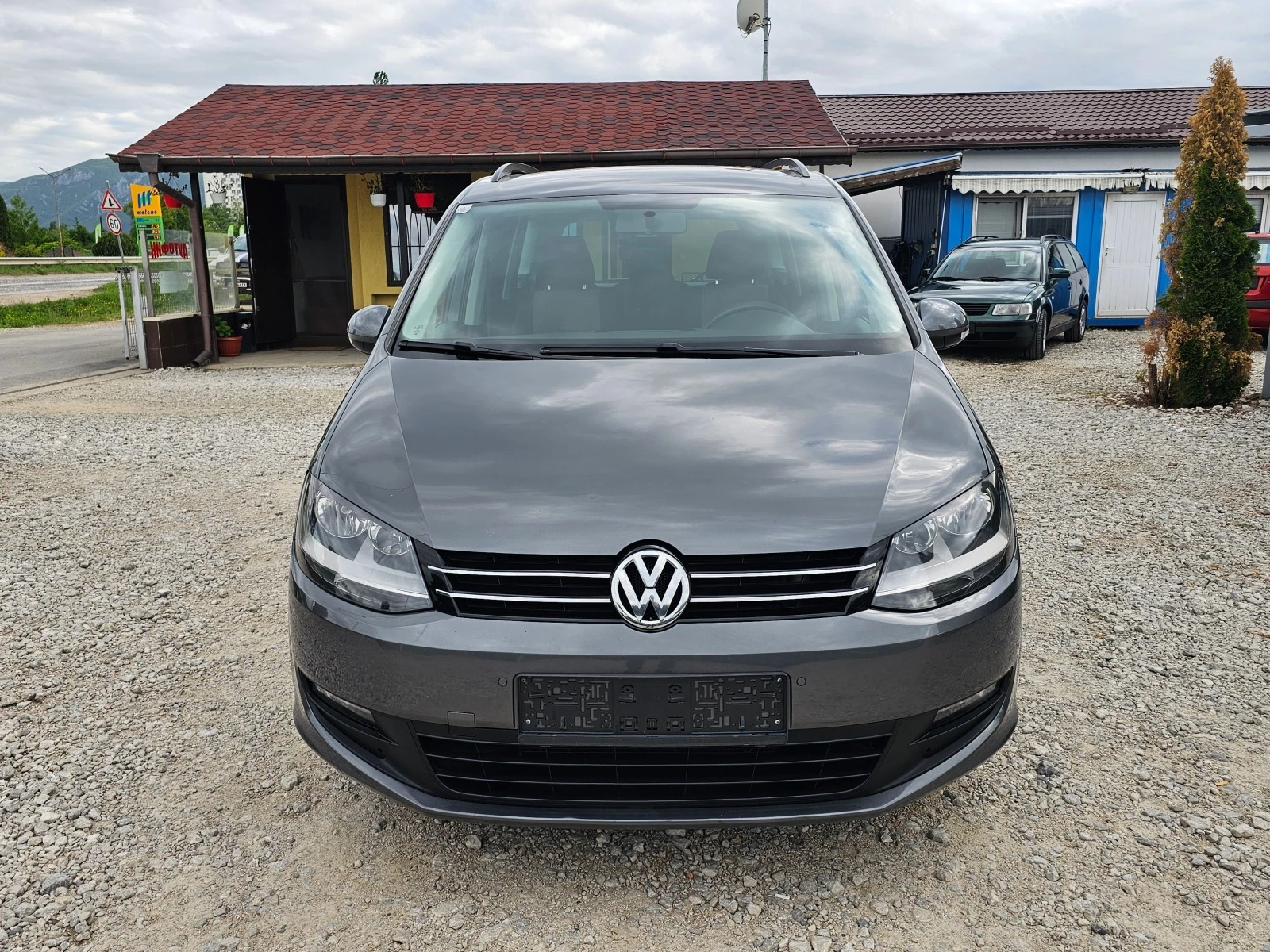 VW Sharan 2, 0 TDI КЛИМАТРОНИК !! АВТОМАТИК  !! РЕАЛНИ КМ. - изображение 8