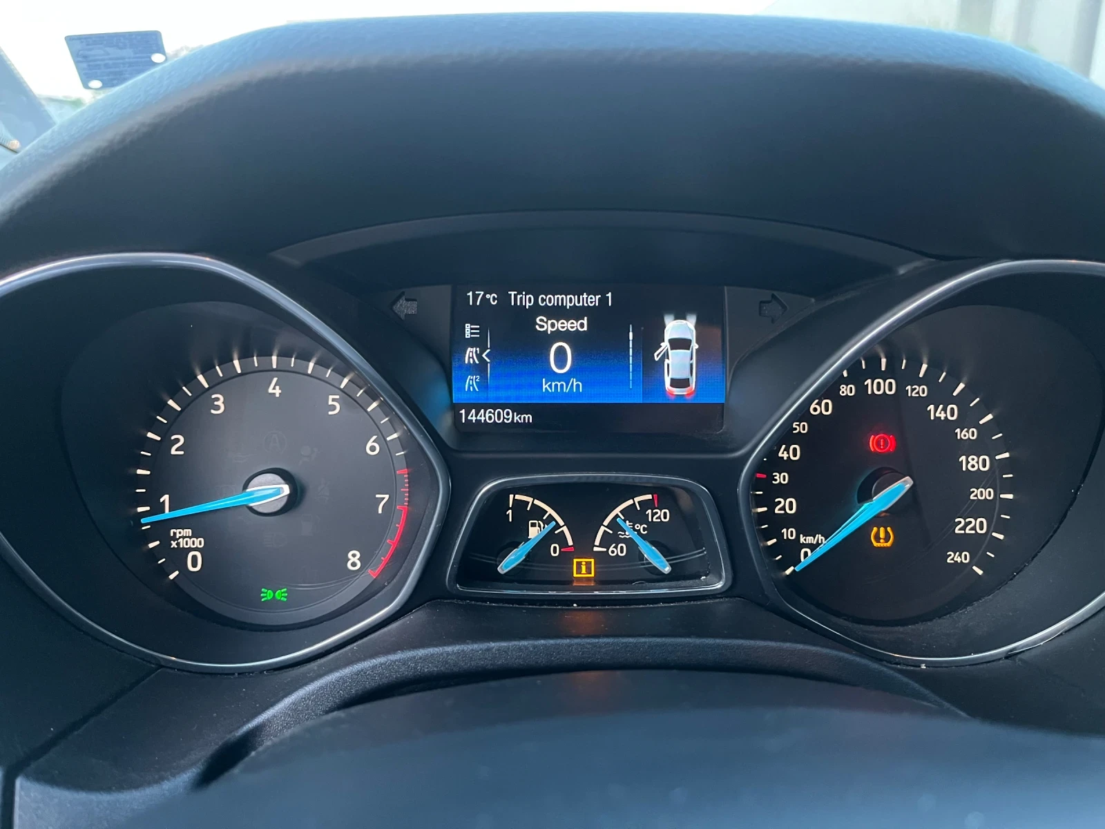 Ford Focus Business - изображение 9